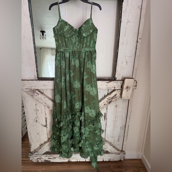 Dresses & Skirts - Green Floral Cottagecore Etheral Forest Fairy Vibes Formal Dress – NWT